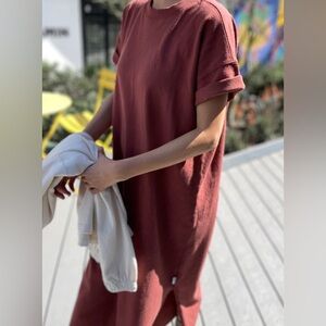 LE BON SHOPPE Her Dress in Brick Size Small